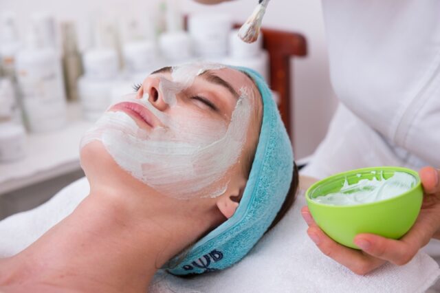 customized therapeutic facial Macleod Trail Plastic Surgery Calgary